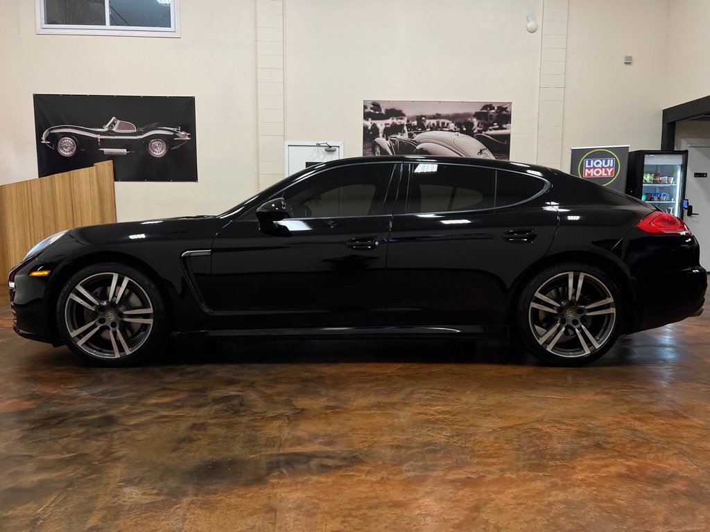Used 2014 Porsche Panamera 4 AWD/4WD image 6