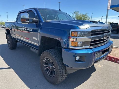 Used 2019 Chevrolet Silverado 3500 High Country image 6