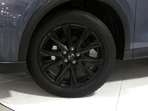 Used 2024 MAZDA CX-5 Carbon Edition image 2