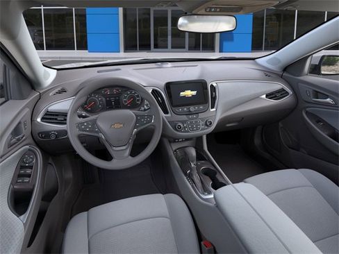 New 2025 Chevrolet Malibu LT image 15