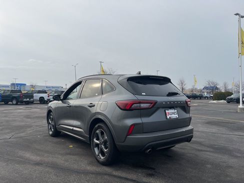 Used 2024 Ford Escape ST-Line image 5