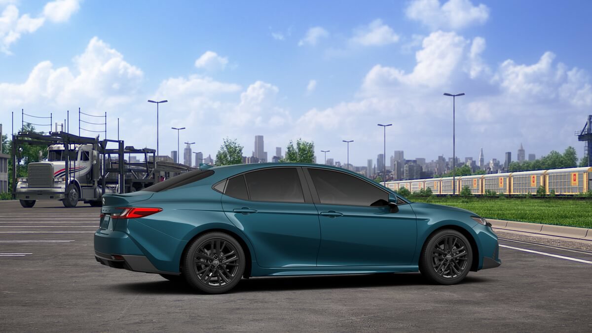 New 2026 Toyota Camry SE FWD image 11