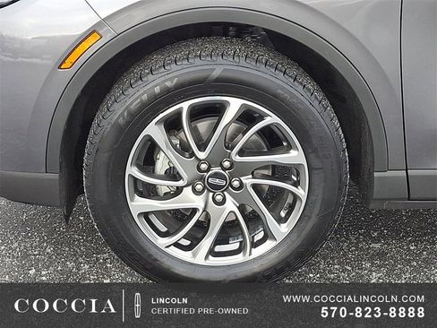 Certified 2022 Lincoln Corsair AWD w/ Equipment Group 101A image 8