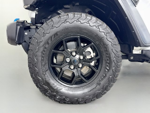 Used 2024 Jeep Wrangler Unlimited AWD/4WD image 35