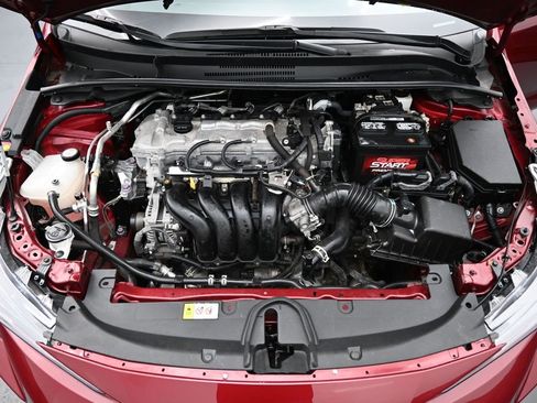 Used 2022 Toyota Corolla LE image 6
