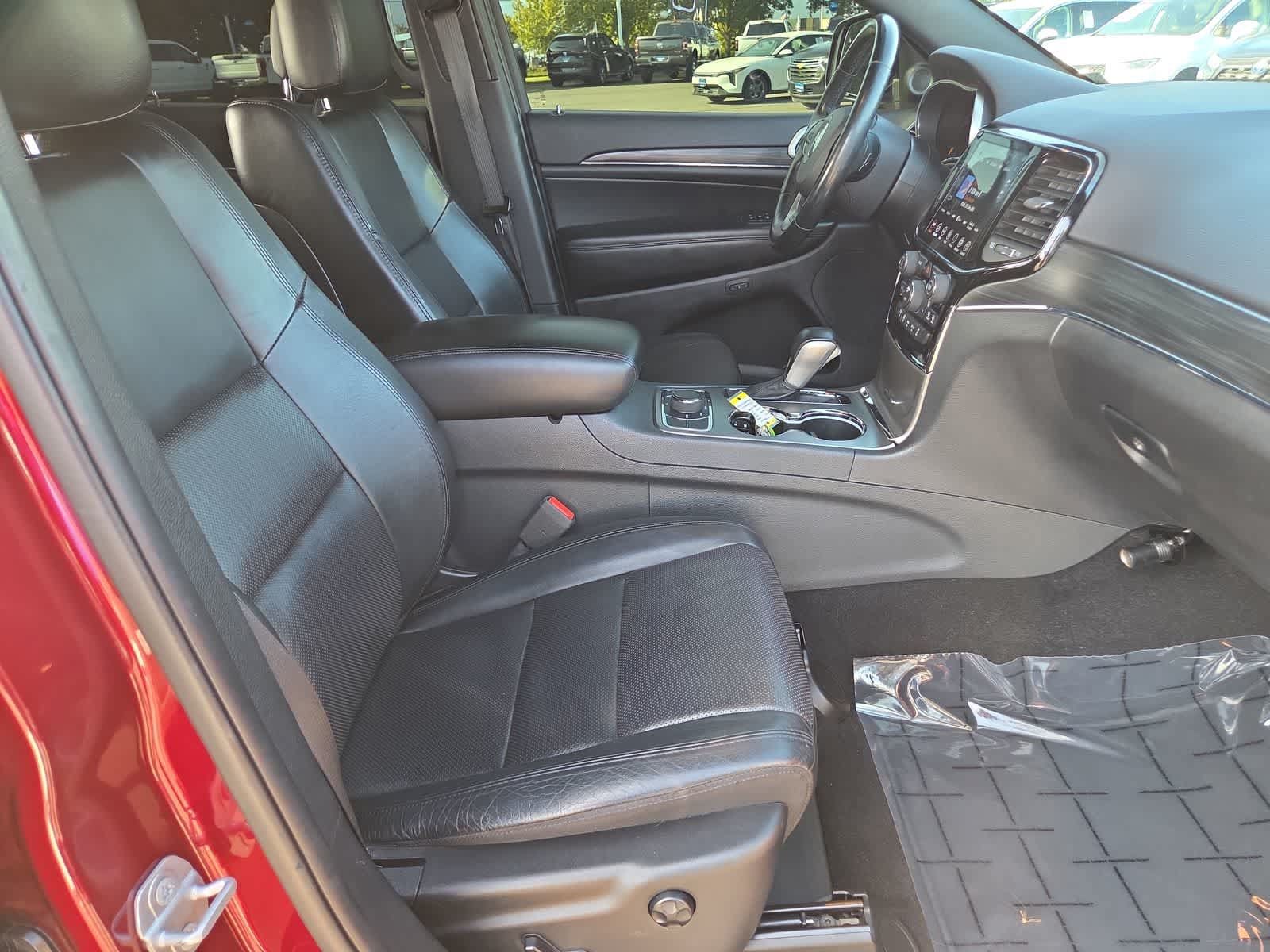 Used 2020 Jeep Grand Cherokee Limited w/ Luxury Group II AWD/4WD image 22