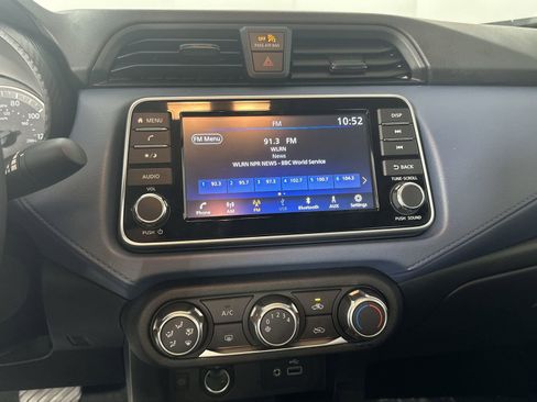 Used 2025 Nissan Versa SV w/ Trunk Package image 25