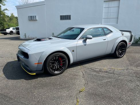 Used 2021 Dodge Challenger R/T Scat Pack image 5
