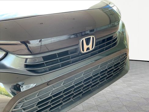 Used 2023 Honda Civic Touring image 30