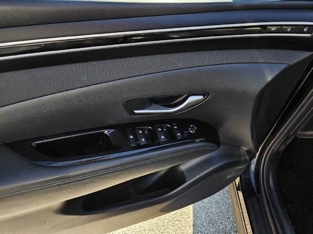 Used 2022 Hyundai Tucson Limited FWD image 20