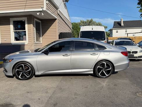Used 2021 Honda Accord Sport image 2