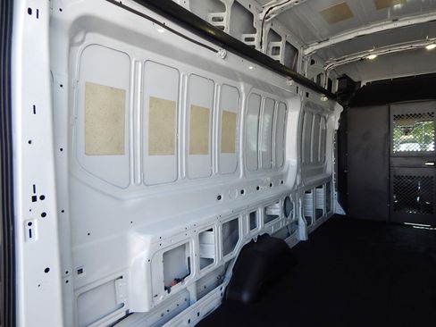 Used 2017 Ford Transit 250 148 High Roof Extended image 15