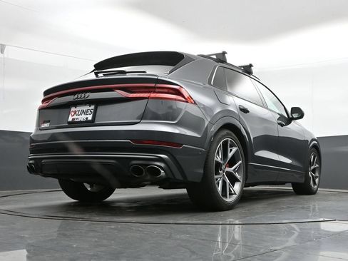 Used 2023 Audi SQ8 Prestige AWD/4WD image 41