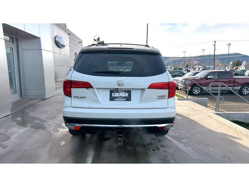 Used 2016 Honda Pilot Touring image 6