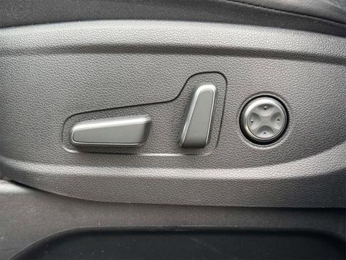 Used 2023 Hyundai Palisade SEL w/ Premium Package image 17