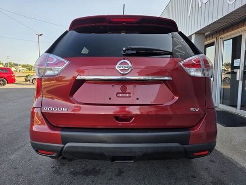 Used 2016 Nissan Rogue SV FWD image 6