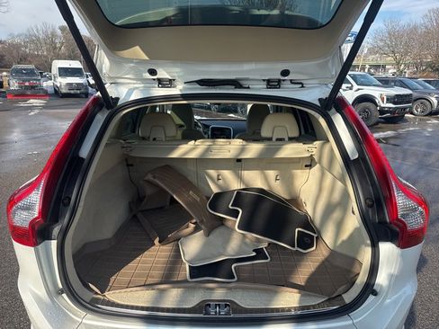 Used 2015 Volvo XC60 T6 image 26