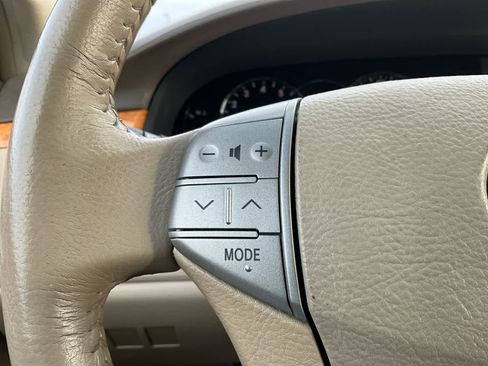 Used 2006 Toyota Avalon XLS image 20