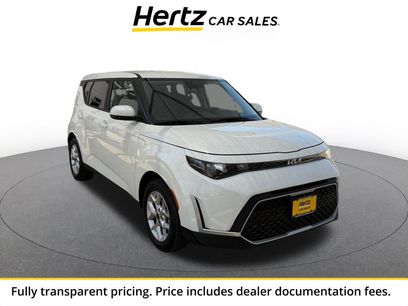 Used 2025 Kia Soul LX w/ LX Technology Package