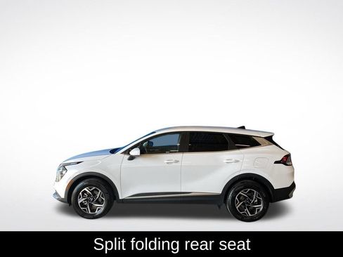 Used 2025 Kia Sportage LX image 16