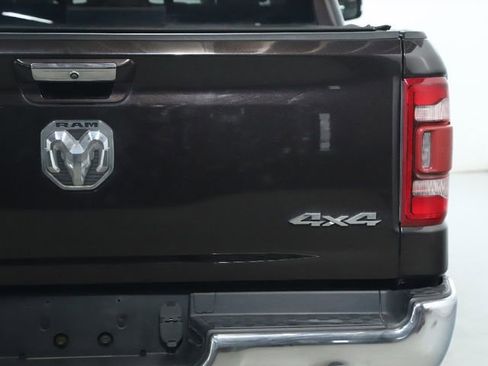 Used 2019 RAM 1500 Laramie image 17