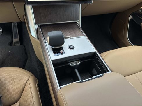 New 2026 Land Rover Range Rover SE AWD/4WD image 27