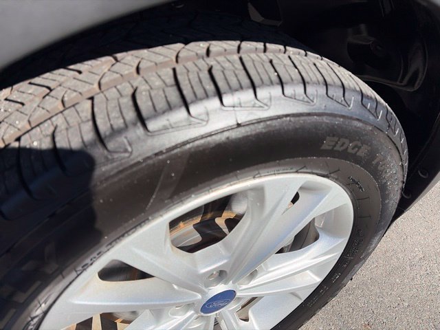 Used 2018 Ford Escape SE AWD/4WD image 5