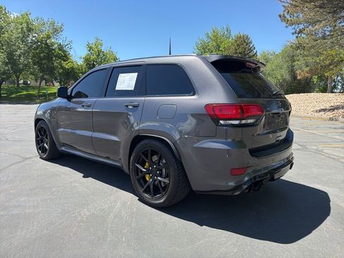 Used 2018 Jeep Grand Cherokee Trackhawk AWD/4WD image 4