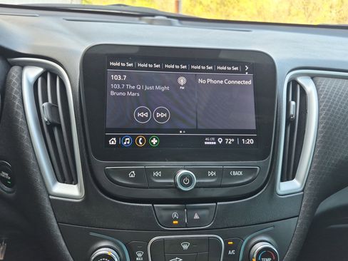 Used 2024 Chevrolet Malibu LS image 30