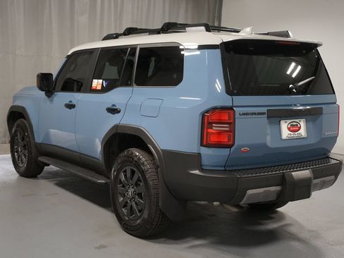Certified 2025 Toyota Land Cruiser w/ Premium Package AWD/4WD image 6