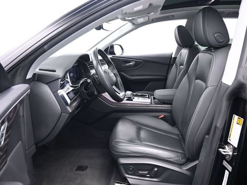 Used 2020 Audi Q8 Premium Plus w/ Premium Plus Package AWD/4WD image 11