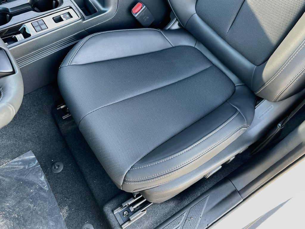 New 2026 Subaru Outback Limited AWD/4WD image 20