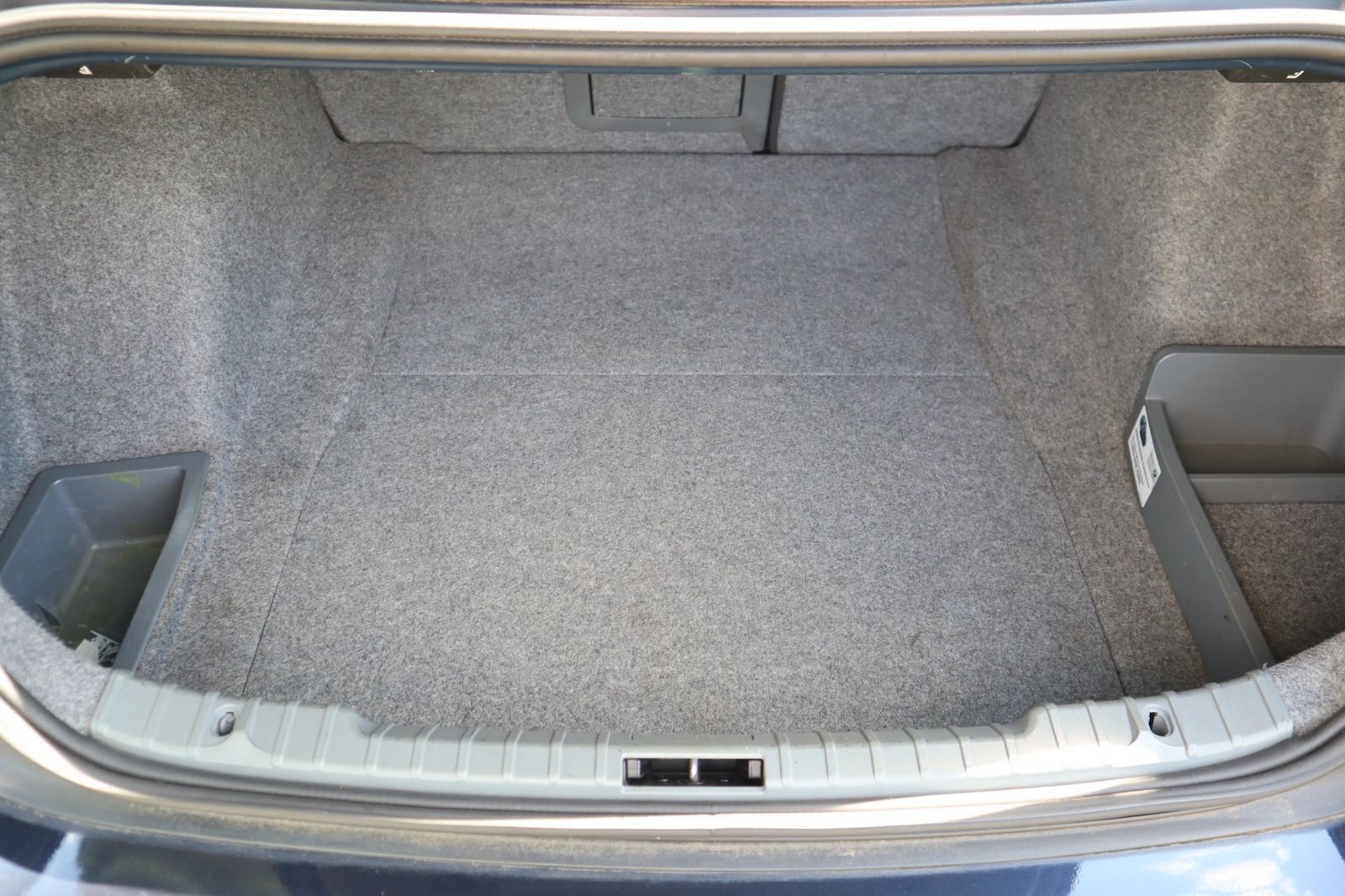 Used 2010 BMW 335d Sedan RWD image 13