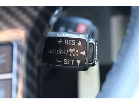 Used 2021 Toyota Tacoma SR5 AWD/4WD image 22