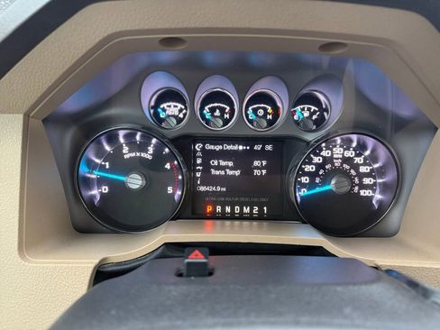 Used 2016 Ford F250 XLT w/ XLT Premium Package image 12