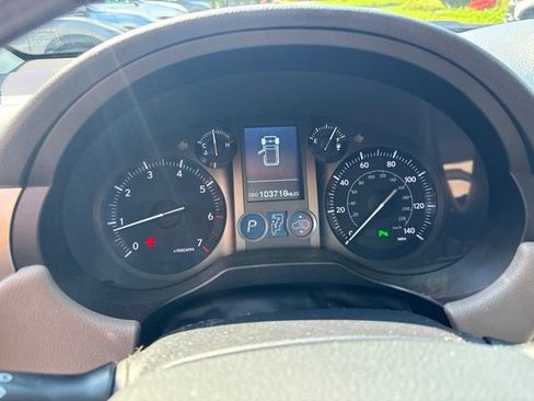 Used 2011 Lexus GX 460 Premium AWD/4WD image 13