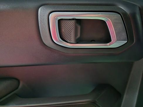 Used 2024 Ford Bronco Badlands image 30