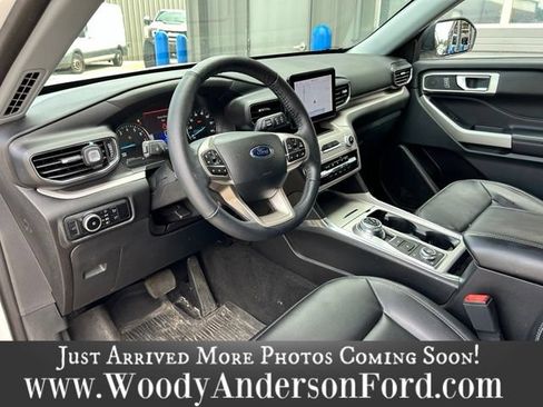 Used 2023 Ford Explorer XLT w/ Equipment Group 202A AWD/4WD image 8