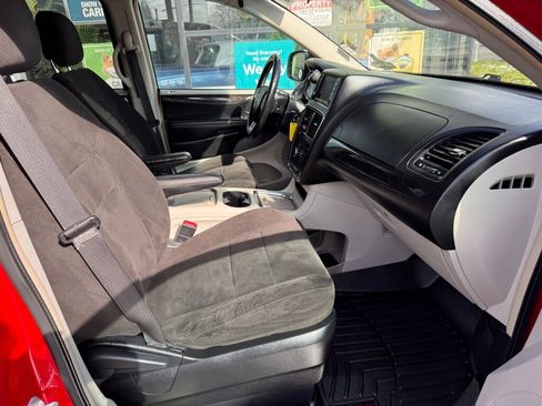 Used 2012 Dodge Grand Caravan Crew w/ Crew Value Pkg image 26