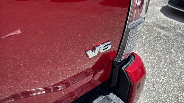 Used 2022 Toyota Tacoma TRD Sport w/ Technology Package RWD image 7