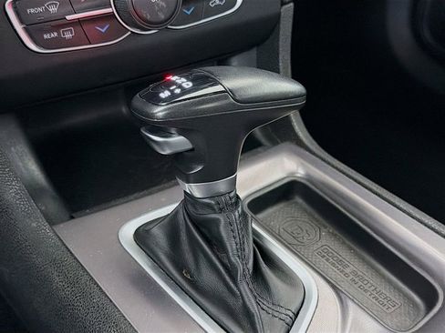 Used 2023 Dodge Charger SXT image 19