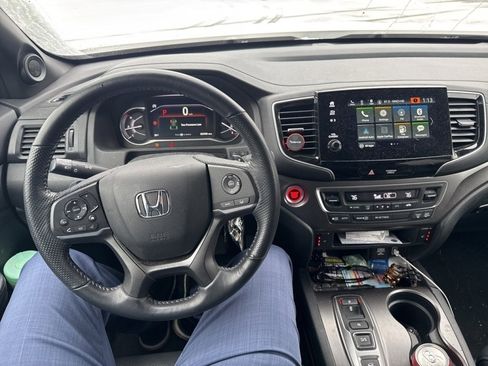 Certified 2023 Honda Passport EX-L image 32