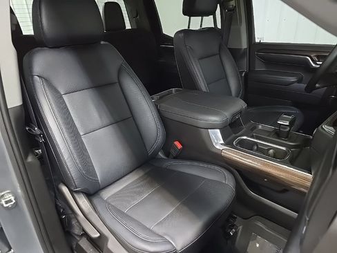 Used 2023 Chevrolet Silverado 1500 RST AWD/4WD image 14