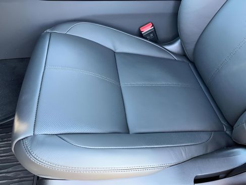 Certified 2026 Land Rover Range Rover Velar S image 34