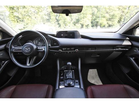 Used 2023 MAZDA MAZDA3 s FWD image 7