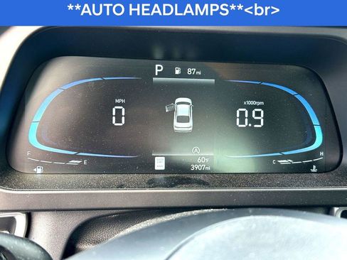 Used 2024 Hyundai Elantra SE image 16