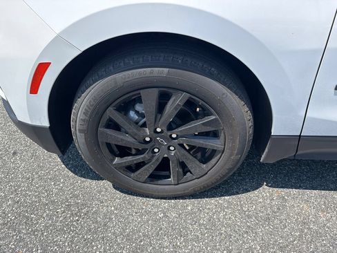 Used 2024 Chevrolet Equinox LS w/ Sport Edition FWD image 13