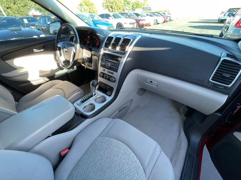 Used 2012 GMC Acadia SL w/ Preferred Package image 23