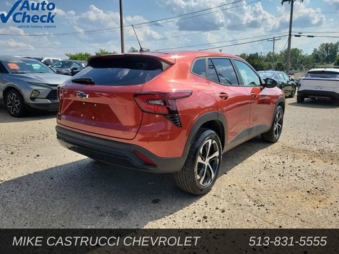 Used 2024 Chevrolet Trax RS w/ Driver Confidence Package FWD image 5