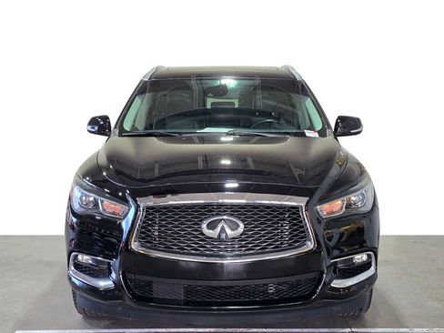 Used 2019 INFINITI QX60 Luxe w/ Essential Package image 2